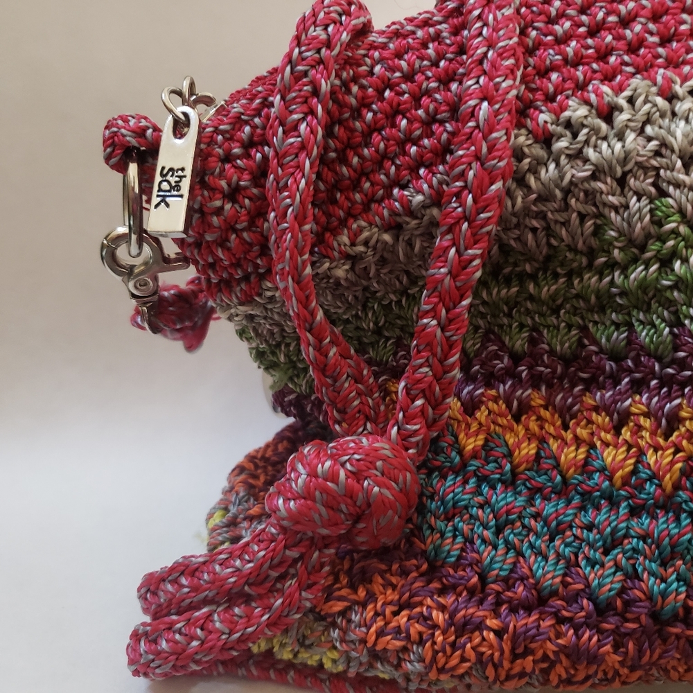 The Sak Woven Crossbody - Picture 4 of 14
